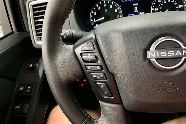 Used 2022 Super Black Nissan SV image 26