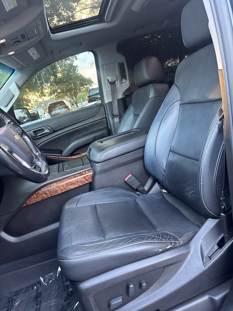 Used 2019 Gray Chevrolet Premier image 19