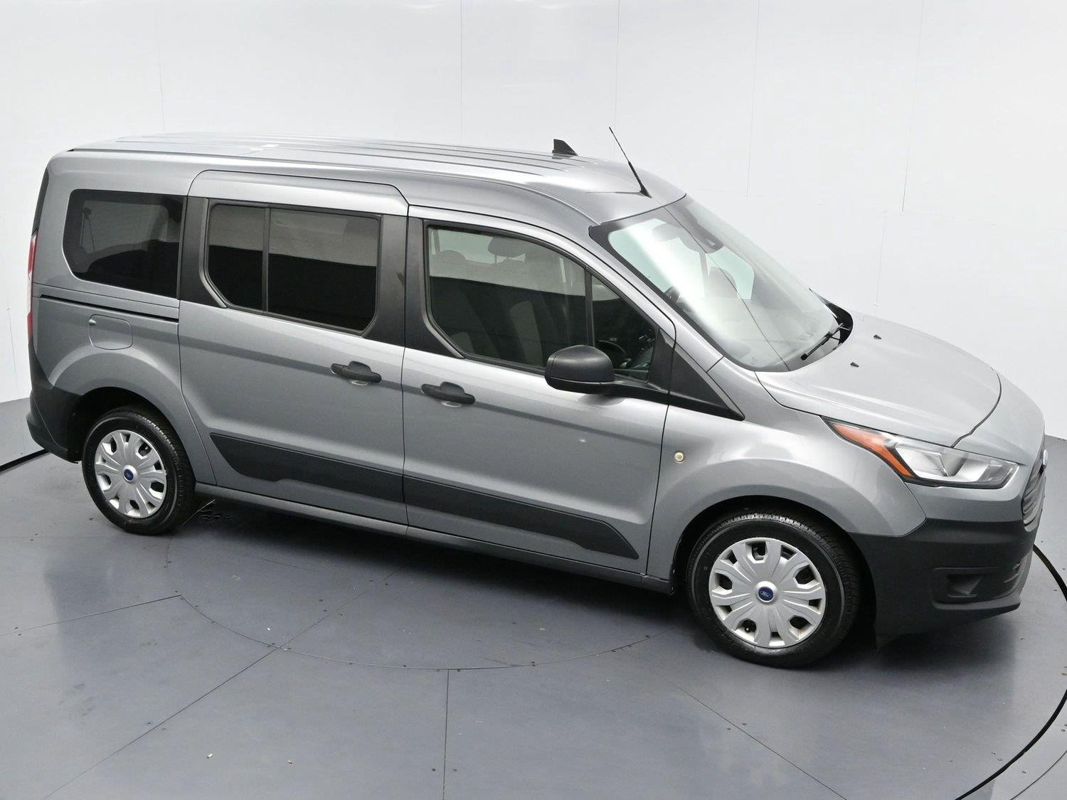 Used 2022 Solar Silver Ford XL image 36