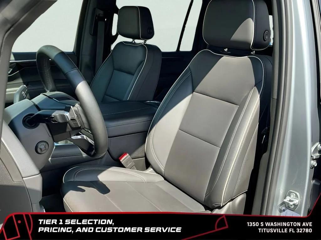 Used 2025 Sterling Gray Metallic Chevrolet Premier image 30