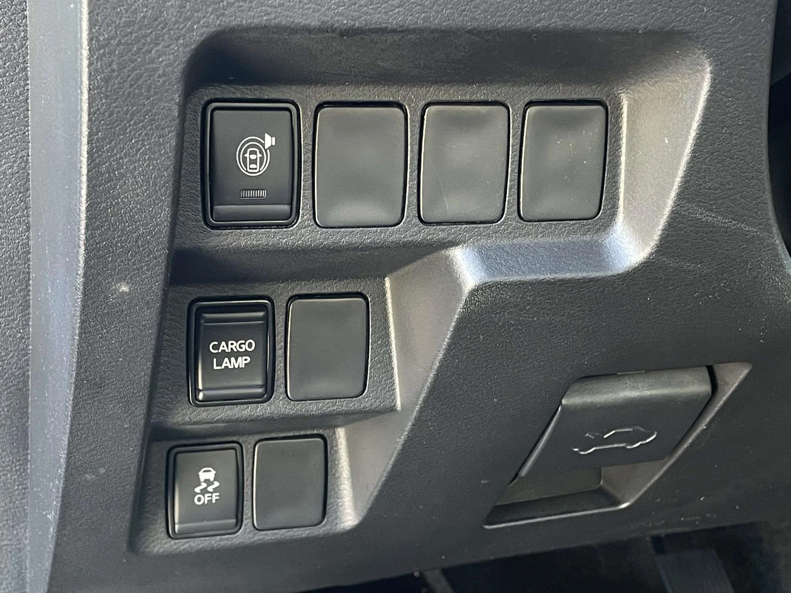 Used 2025 Super Black Nissan SV image 8