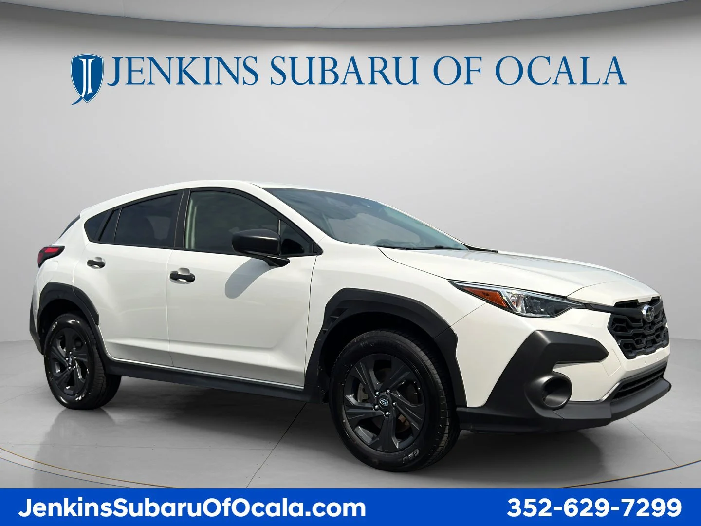 Used 2024 Crystal White Pearl Subaru Base image 1