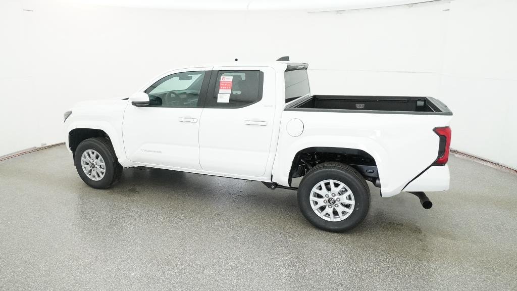 2026 Toyota Tacoma SR5 - Photo 18