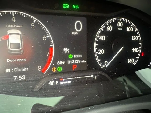 Used 2025  Honda Sport image 1