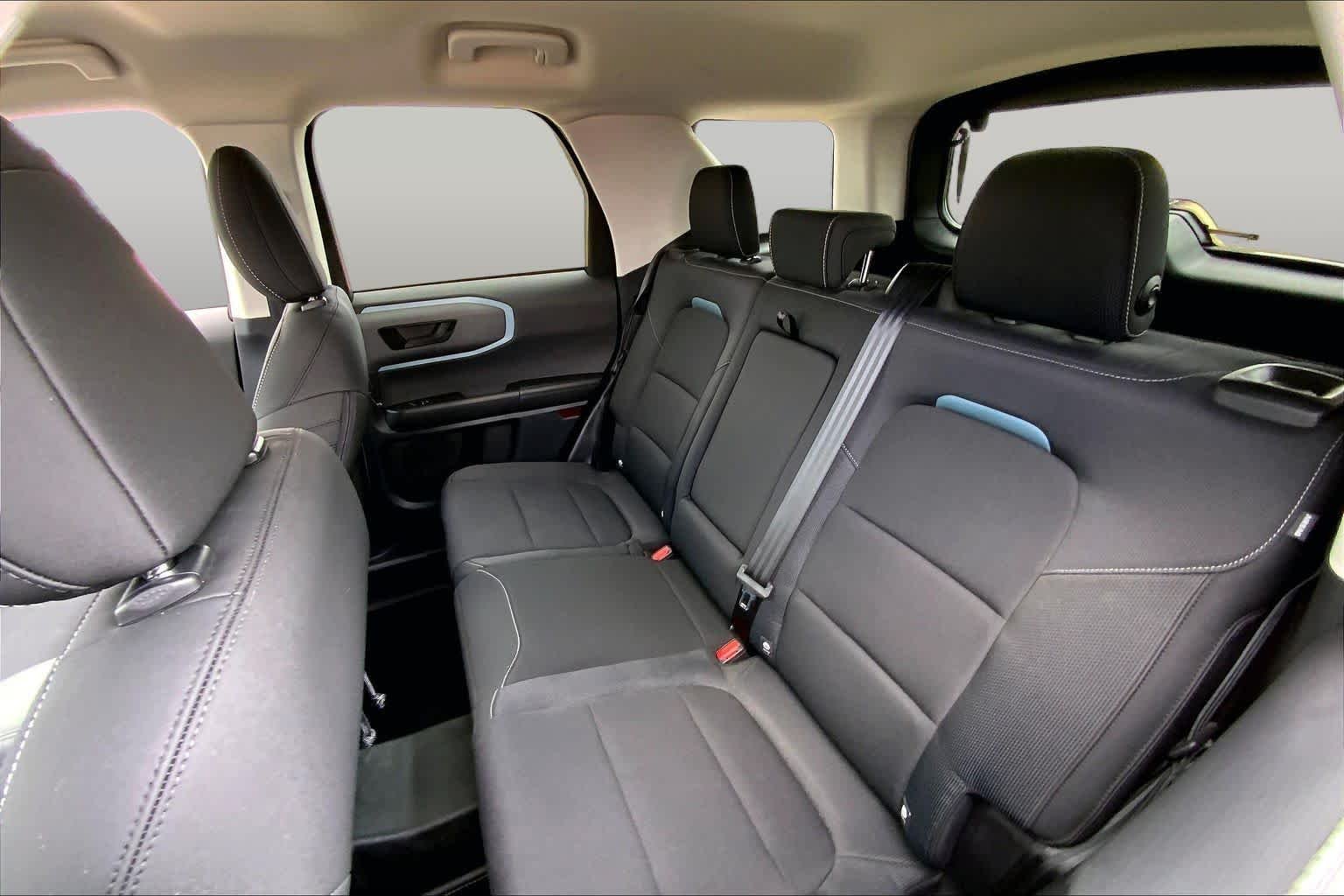 Used 2021 Iconic Silver Metallic Ford Badlands image 21
