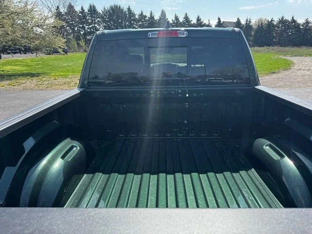 New 2026 Serrano-Green Metallic Exterior Paint RAM BIG HORN image 17