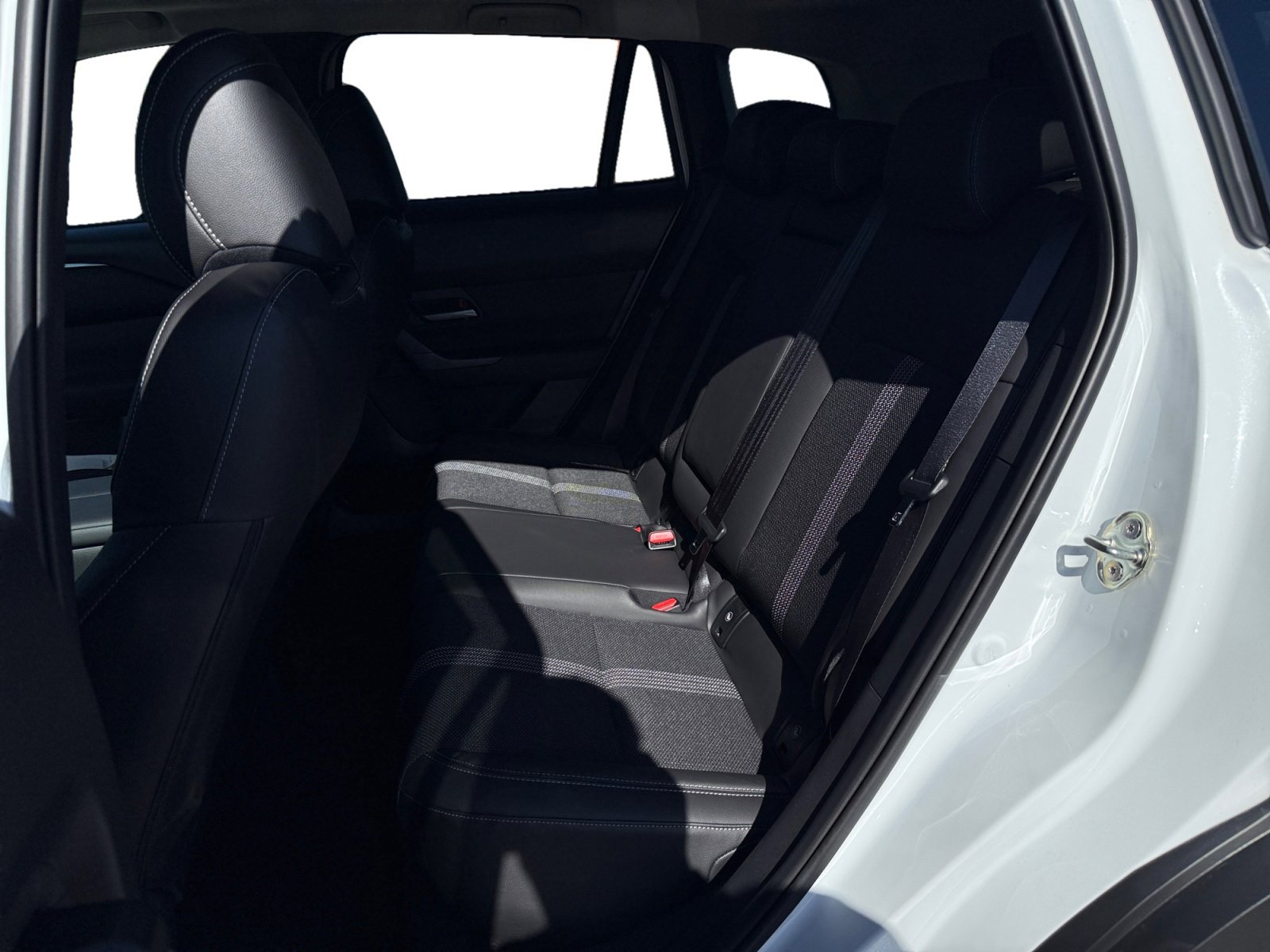 New 2026 Wind Chill Pearl Mazda 2.5 S Preferred image 16