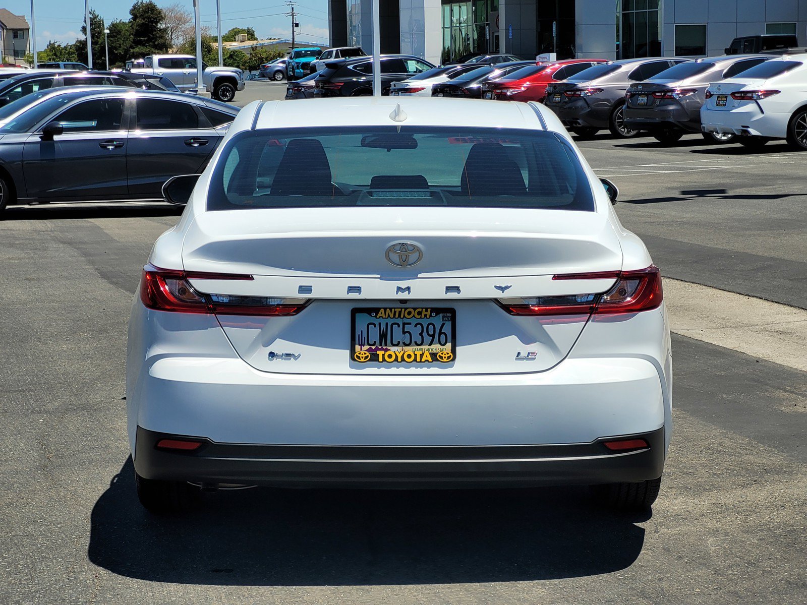 Used 2025 White Toyota  image 5