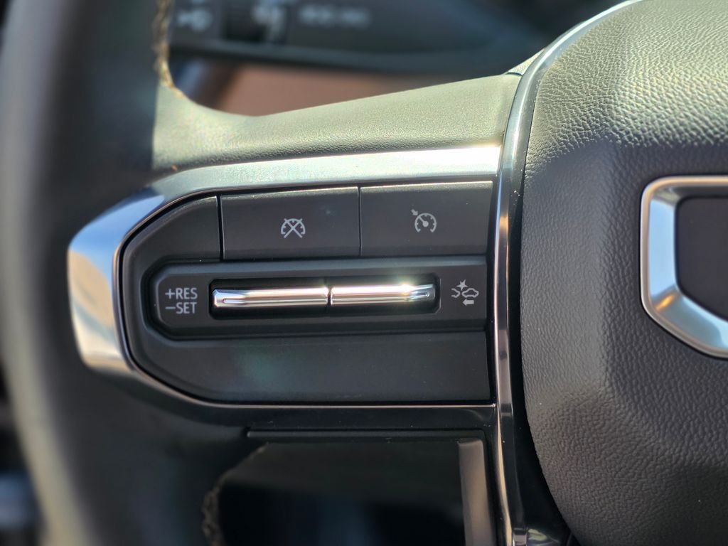 2025 GMC Canyon AT4 - Photo 25