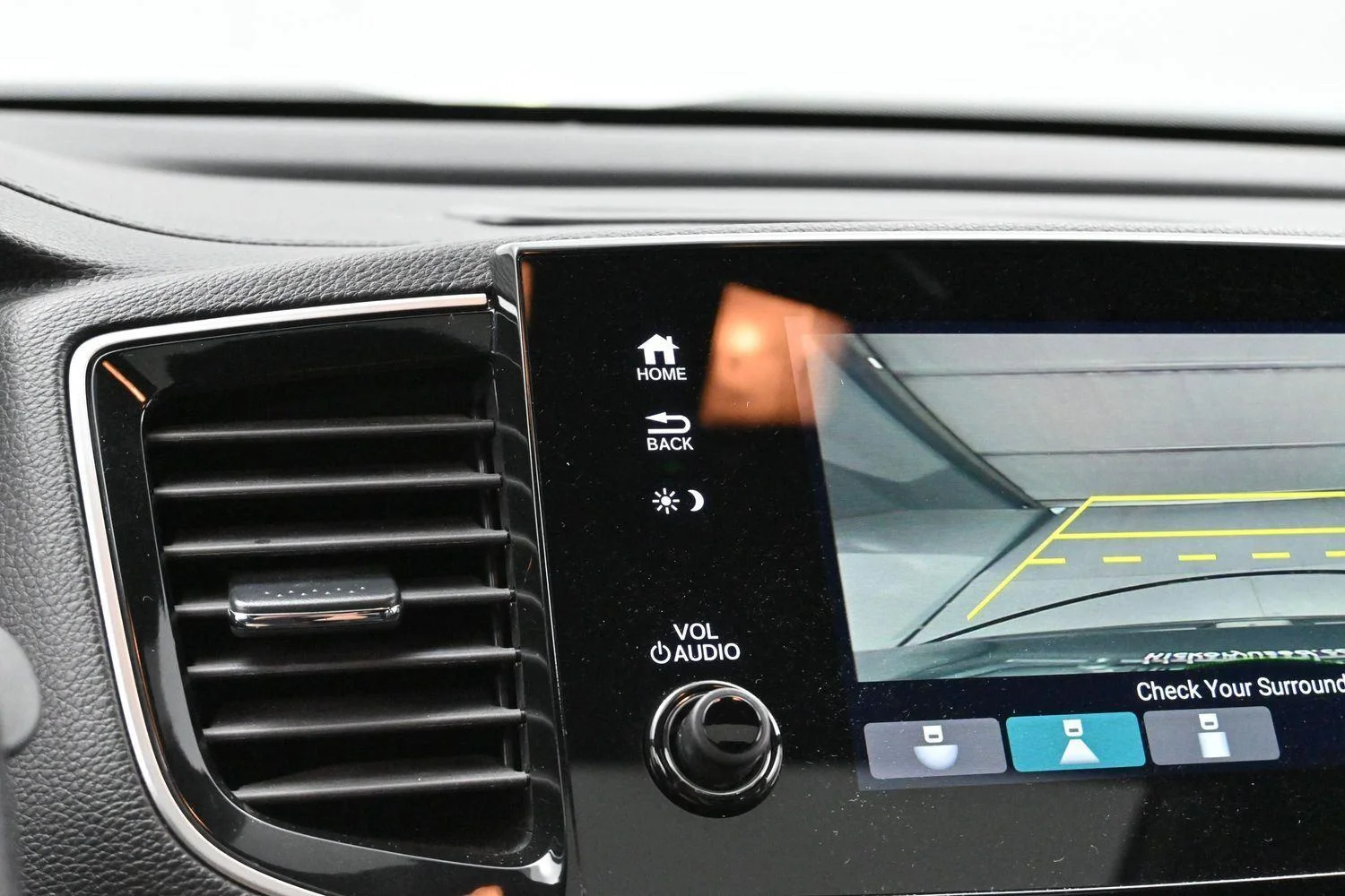 Used 2020 Black Copper Pearl Honda Touring image 22