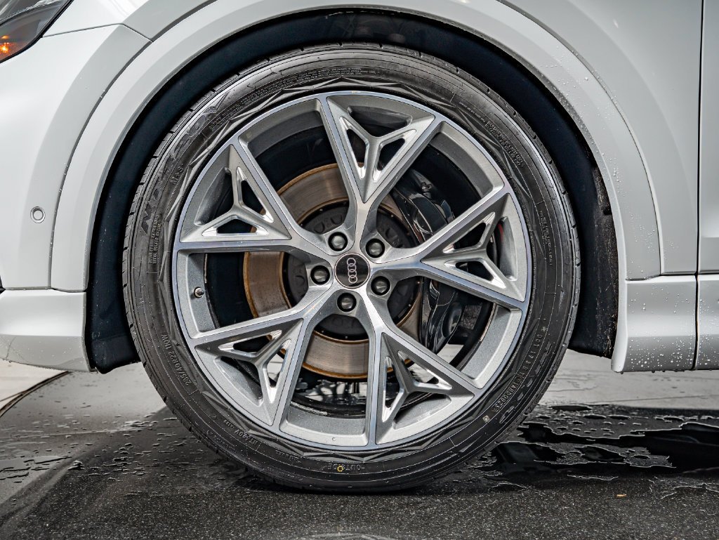 Used 2023 Glacier White Audi 4.0T Prestige image 10