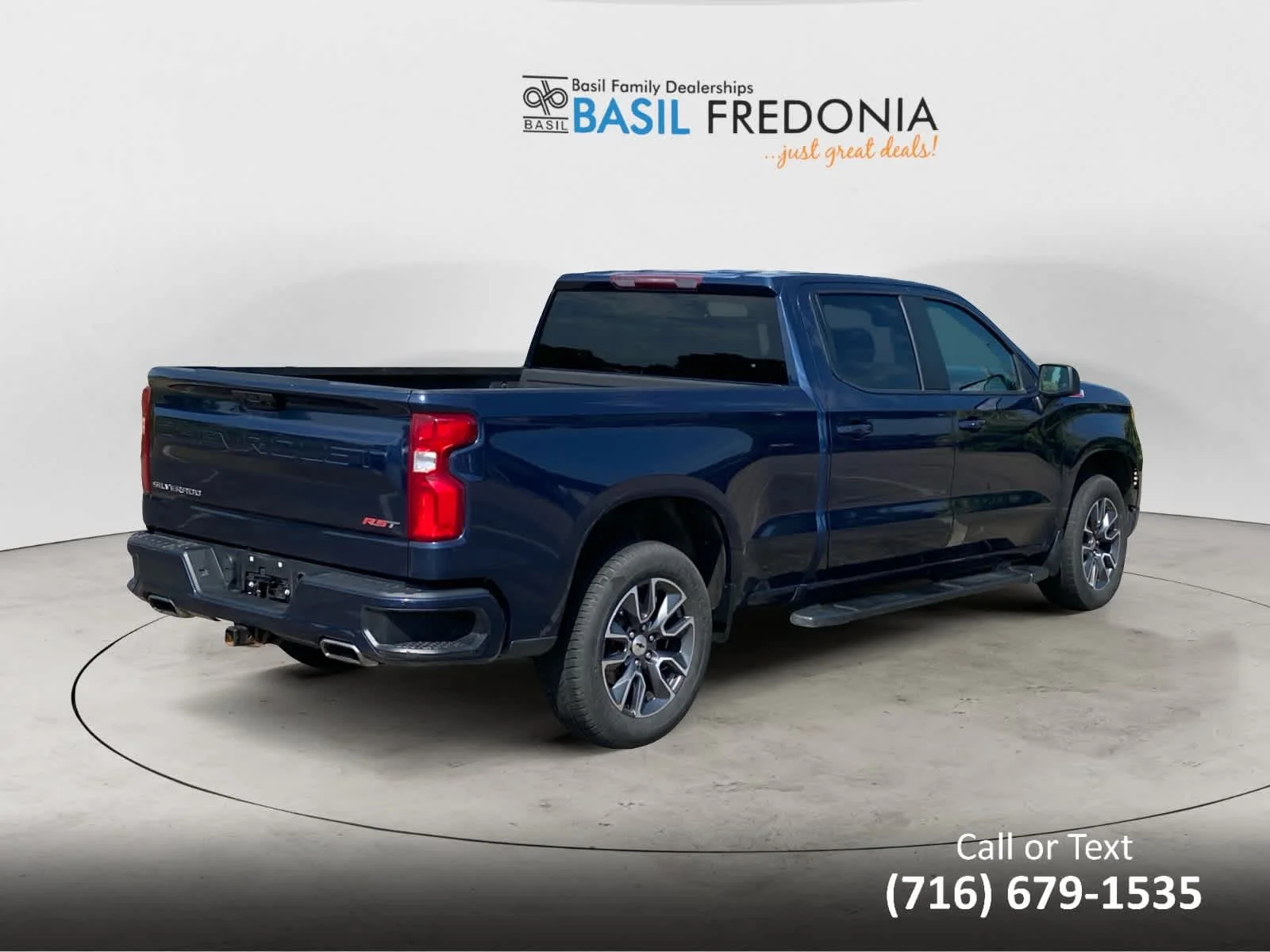 Used 2022 NORTHSKY BLUE METALLIC Chevrolet RST image 9