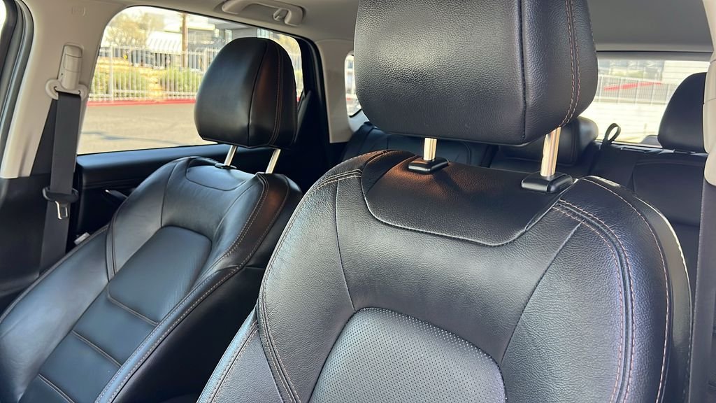 Certified Used 2023 Silver Mazda 2.5 S Preferred Package image 15