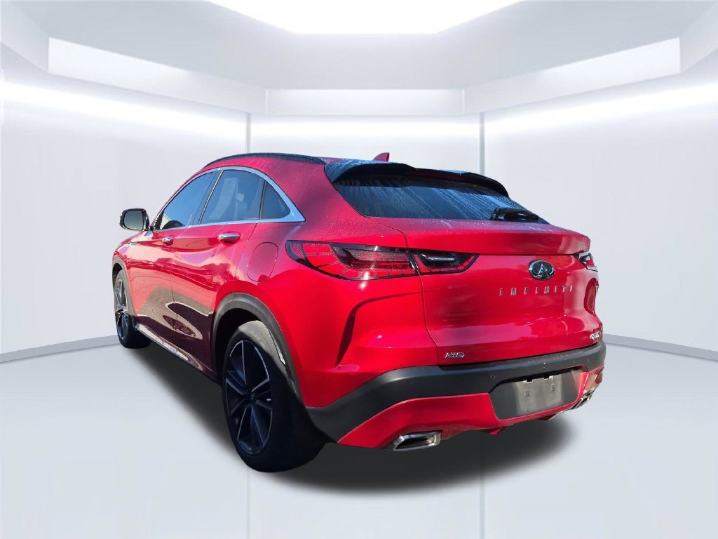 Used 2022 Red INFINITI ESSENTIAL image 2