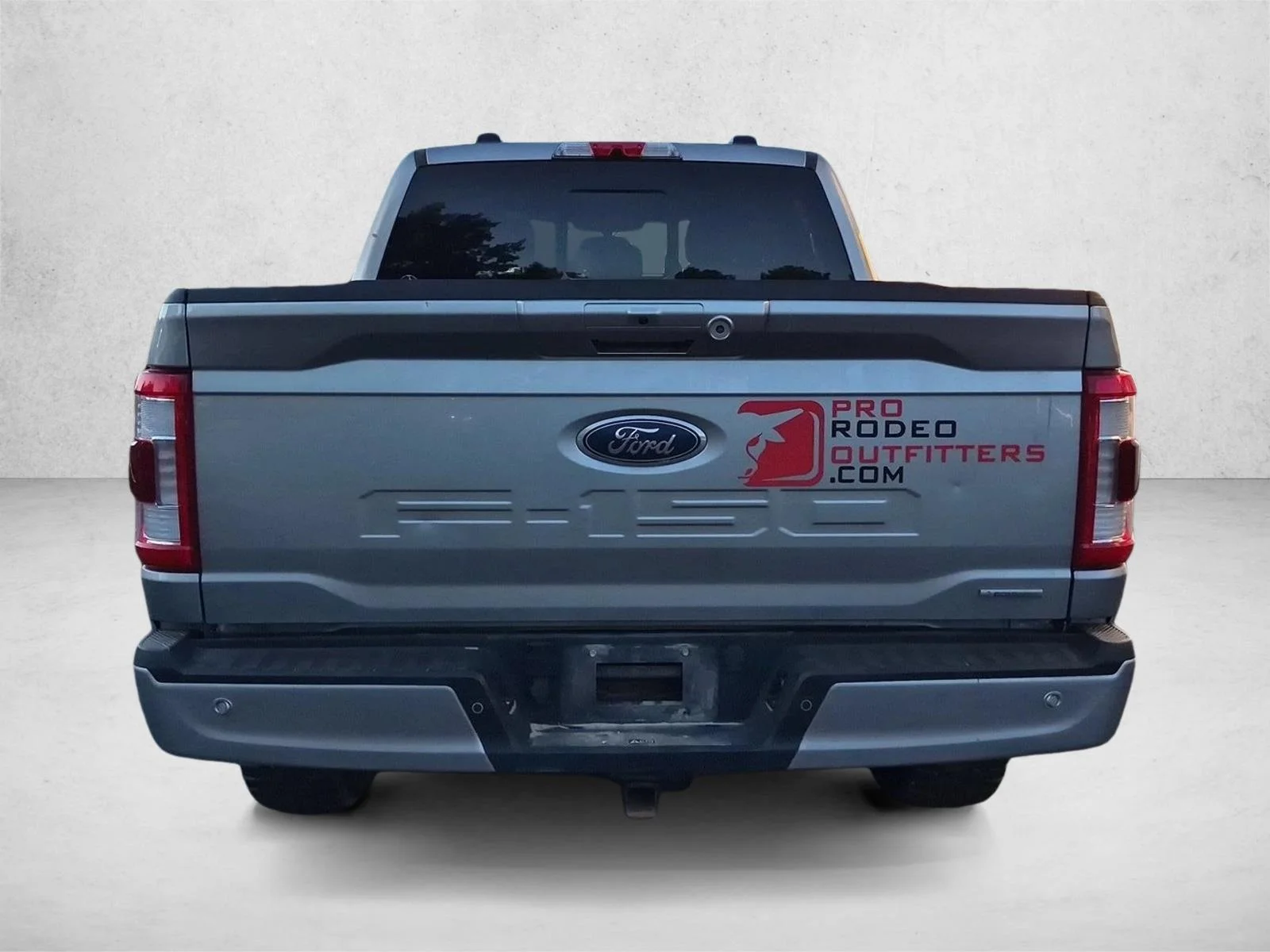 Used 2021 Iconic Silver Metallic Ford LARIAT image 6