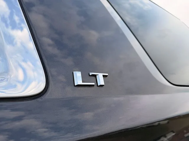 Used 2016 Gray Chevrolet LT image 5