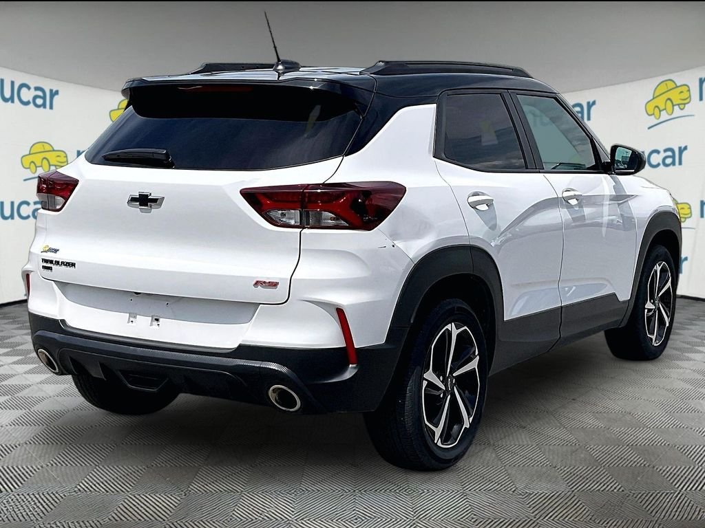 Used 2023 Summit White Chevrolet RS image 6