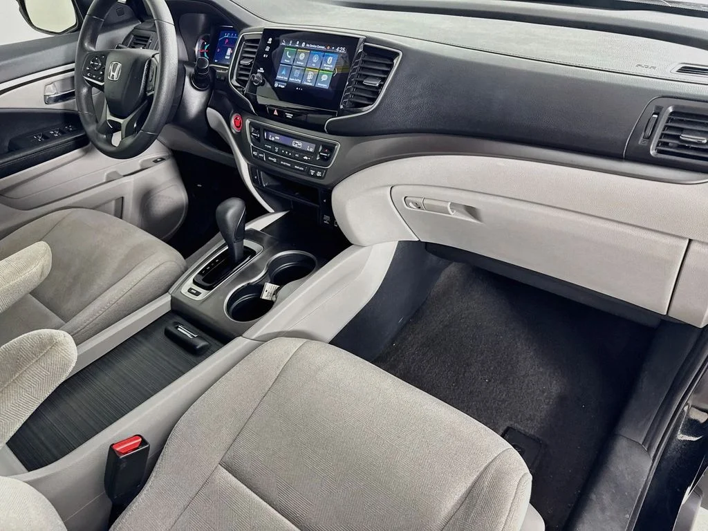 Used 2019 Crystal Black Pearl Honda EX image 34