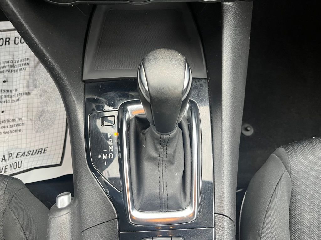 Used 2015 Red Mazda i Sport image 16