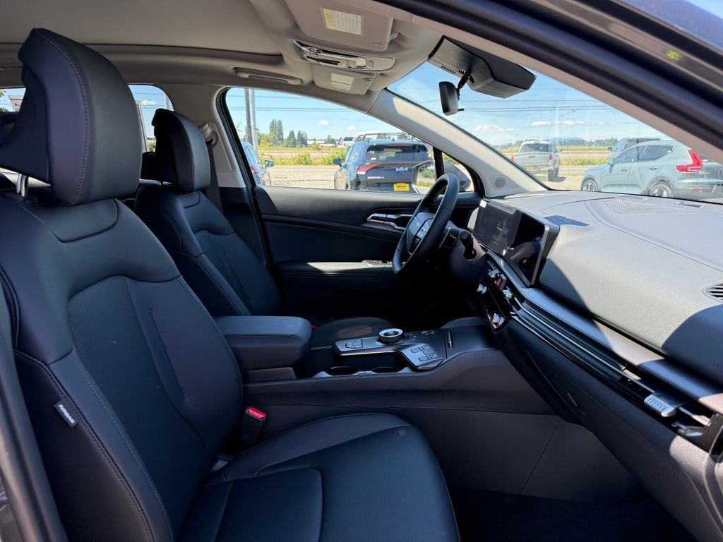 New 2026 Gravity Gray Kia EX image 12