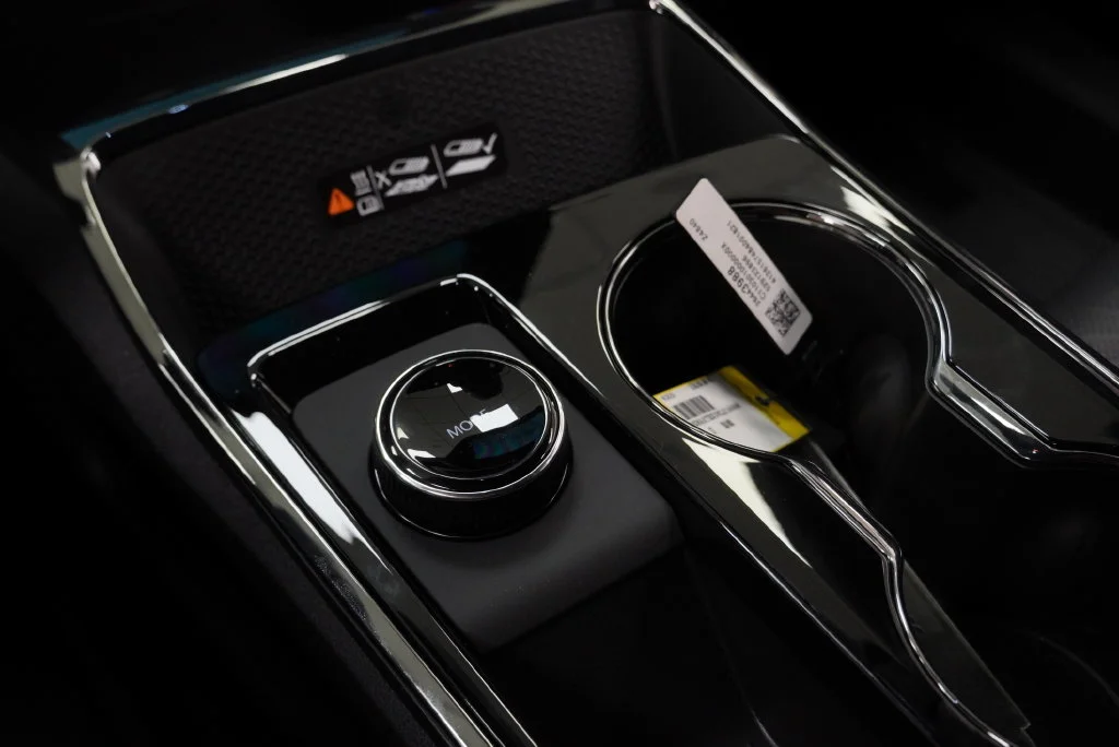 New 2027 Sterling Gray Metallic Chevrolet RS image 27