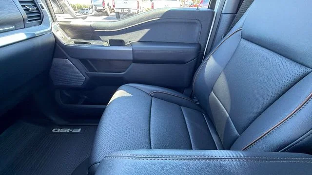 New 2026 Oxford White Ford Lariat® image 26