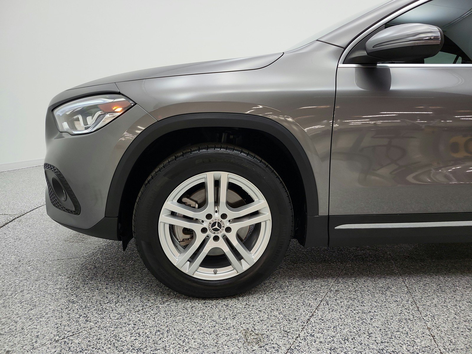 Used 2023 Mountain Grey Metallic Mercedes-Benz GLA 250 SUV image 21
