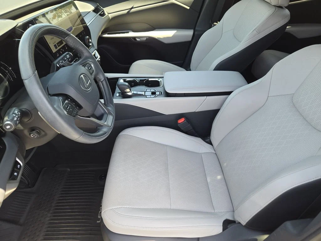 Certified Used 2023 Mica Lexus 350 Premium Plus image 13