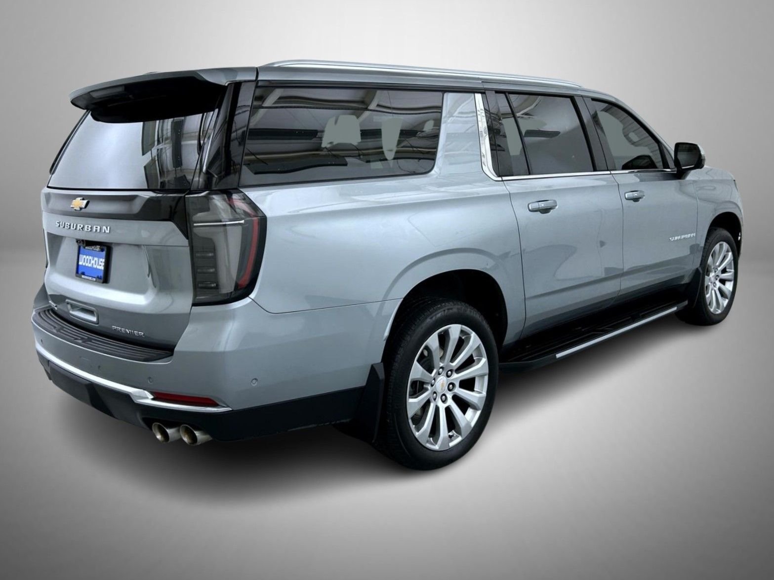 Used 2025 Gray Chevrolet Premier image 5