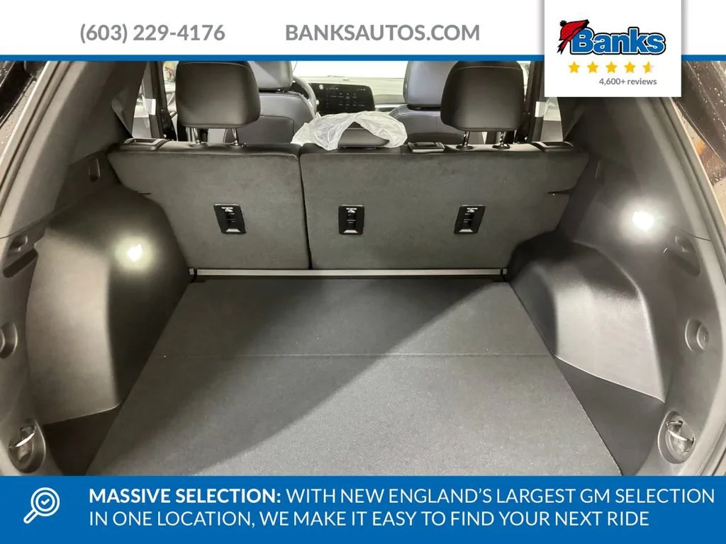 New 2026 Mosaic Black Metallic Chevrolet LT image 7