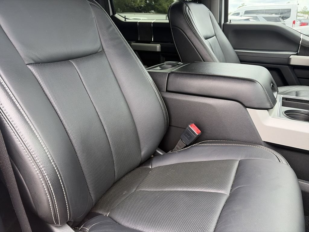 Certified Used 2020 Oxford White Ford Lariat image 33
