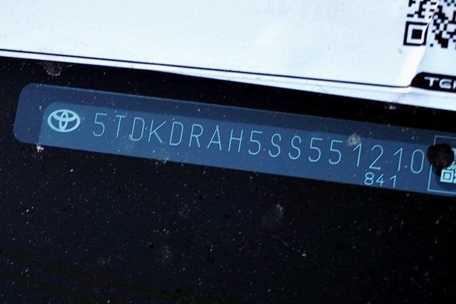 Used 2025 Silver Toyota LE image 32