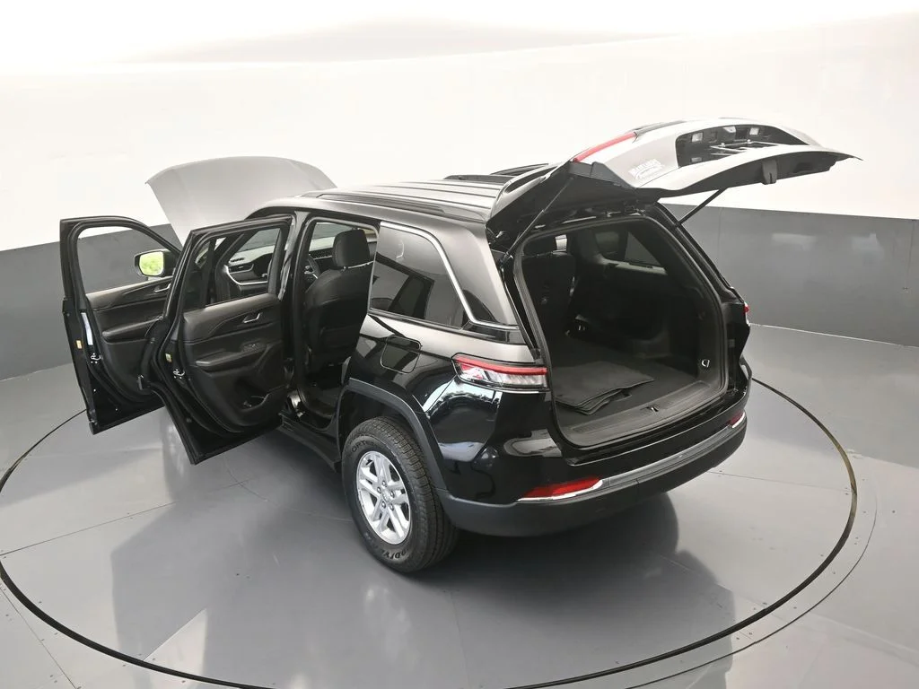 2025 Jeep Grand Cherokee Laredo - Photo 63