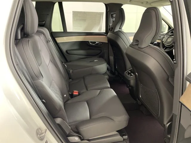 2025 Volvo XC90 Plus - Photo 45
