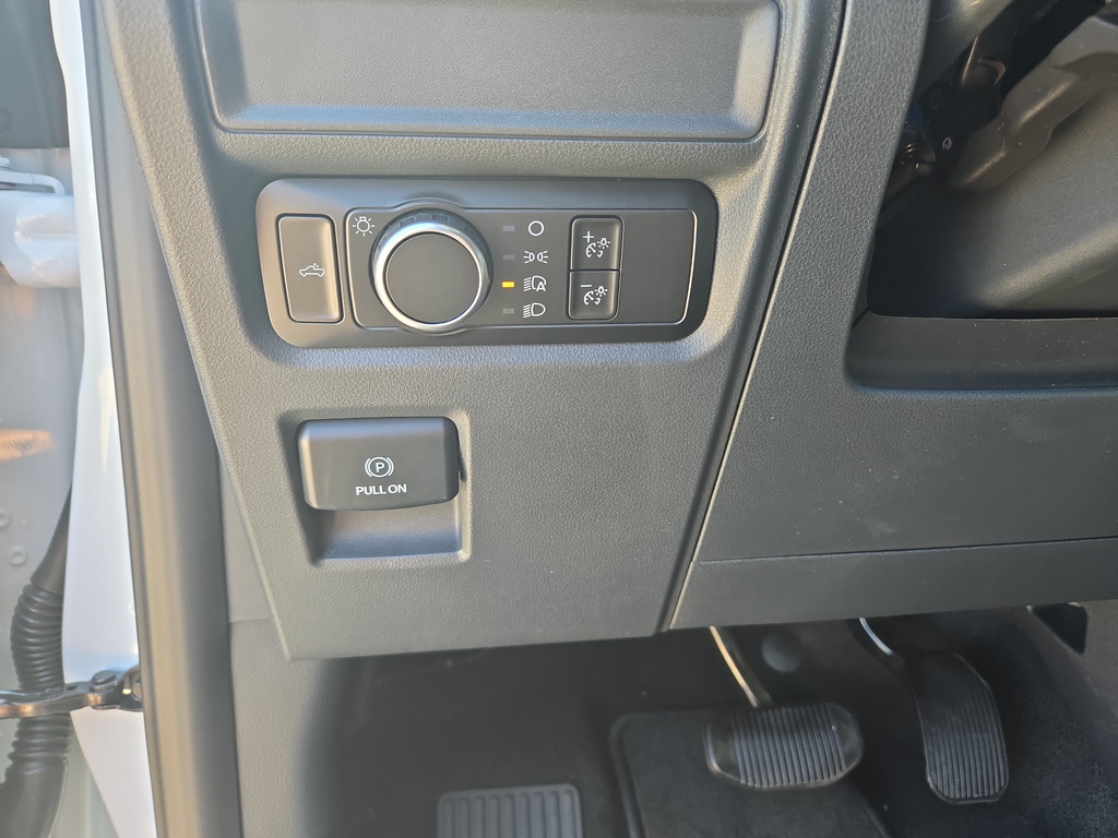 New 2026 Oxford White Ford STX® image 15