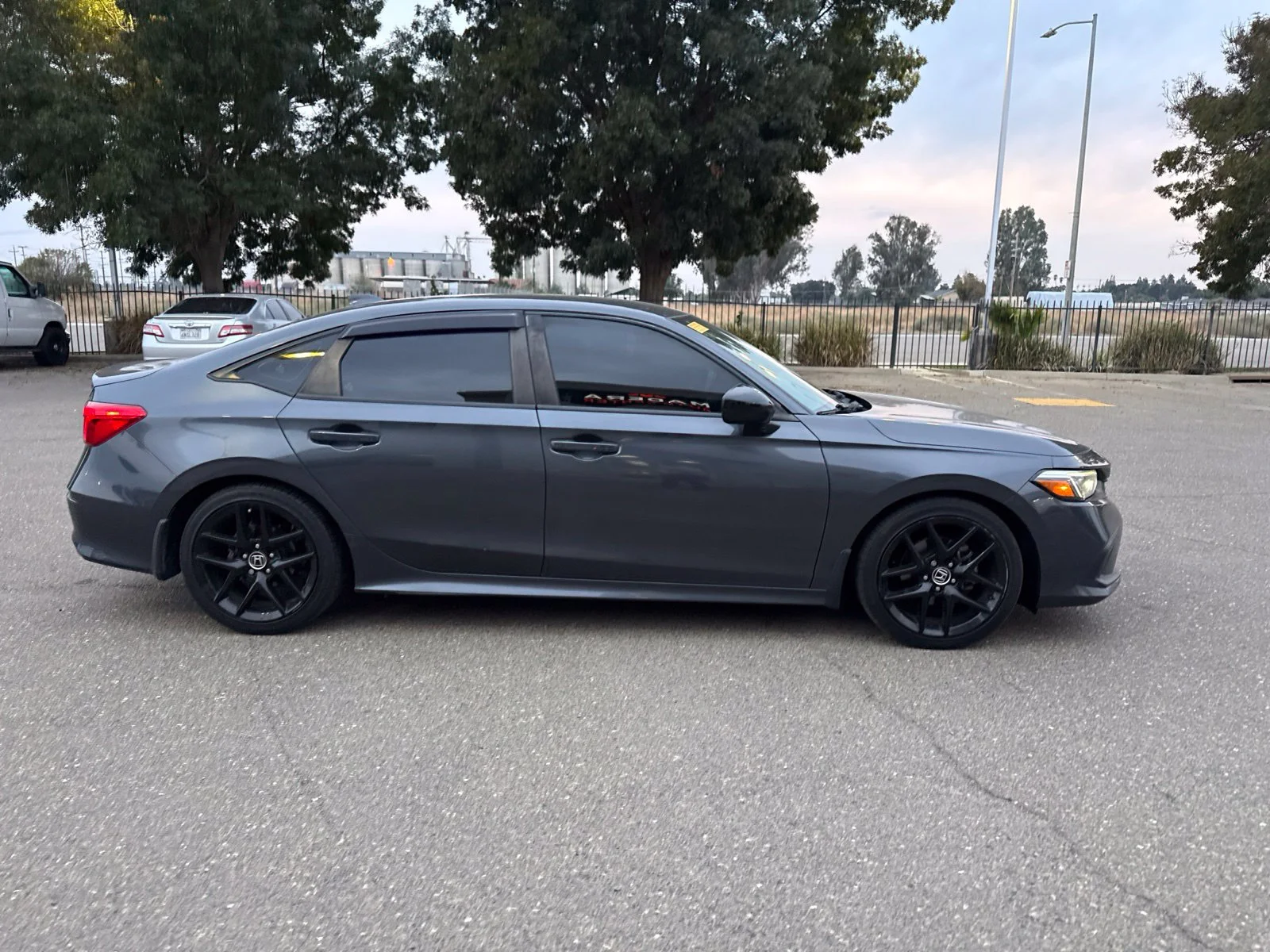 Used 2022  Honda Sport image 2