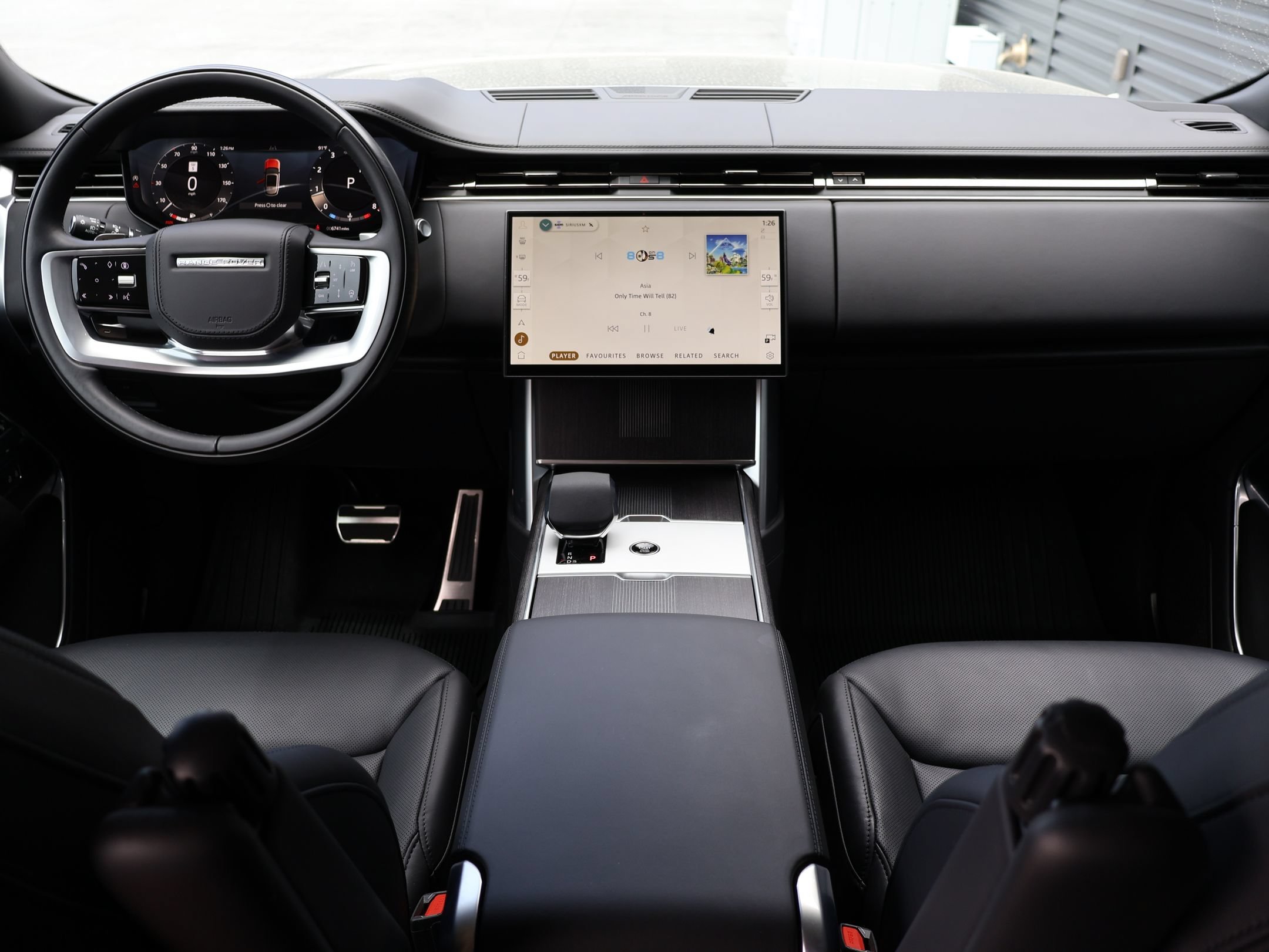 Used 2025 Eiger Gray Metallic Land Rover Autobiography image 28