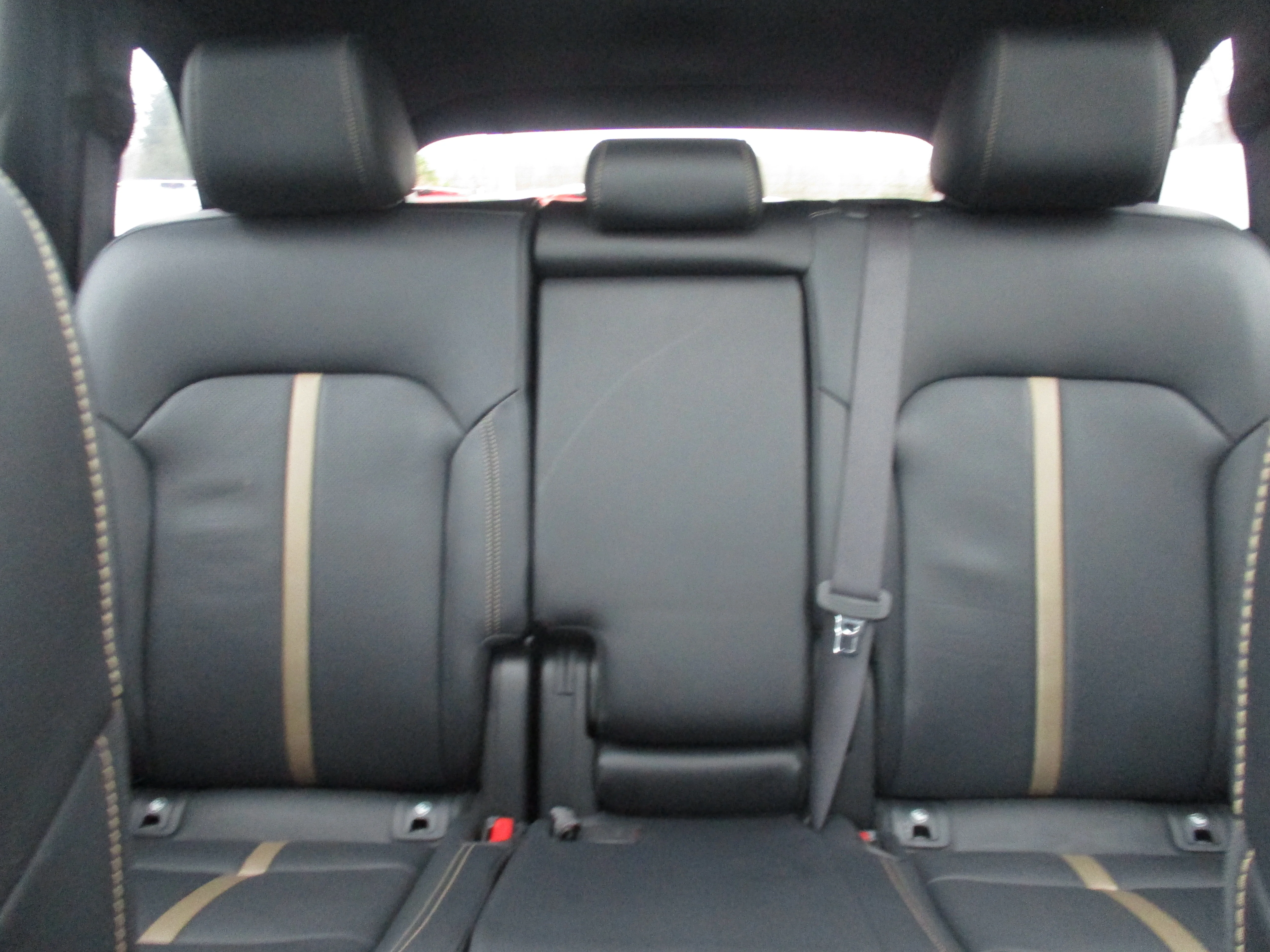 Used 2025 Jet Black Mica Mazda Premium Plus Package image 62