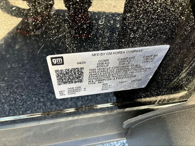 New 2026 Mosaic Black Metallic Chevrolet ACTIV image 8
