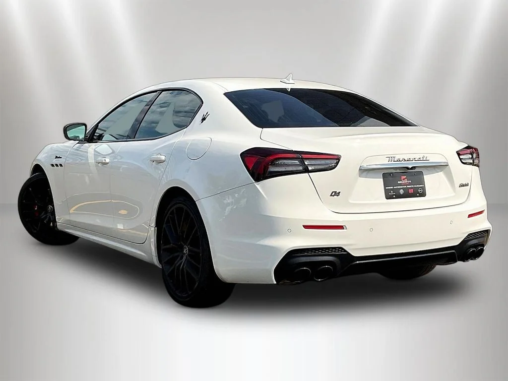 Used 2023 Bianco Maserati Modena Q4 image 4