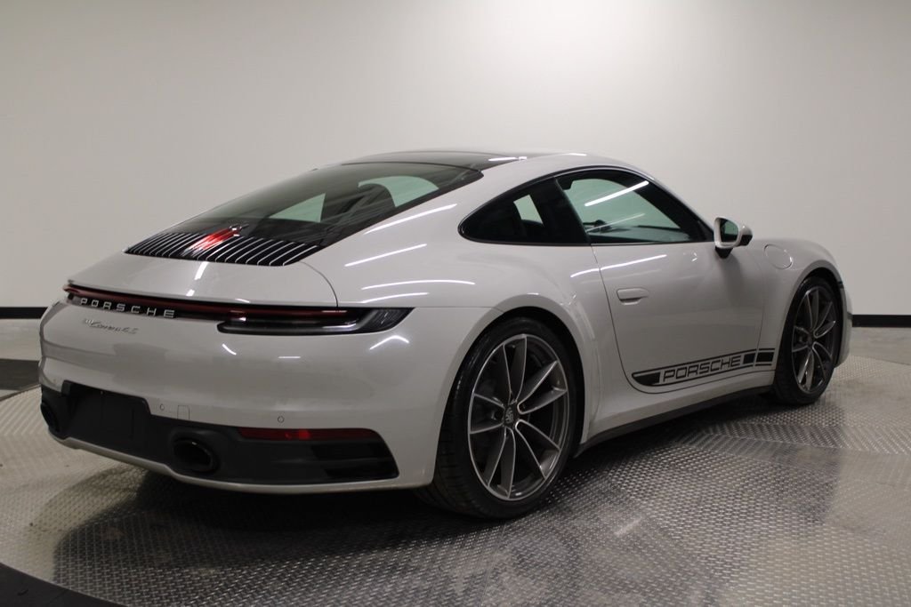 Used 2024  Porsche Carrera 4S image 7