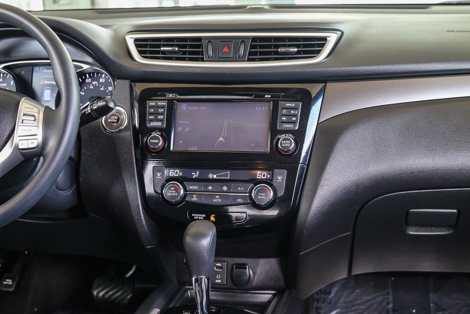 2016 Nissan Rogue SV - Photo 13