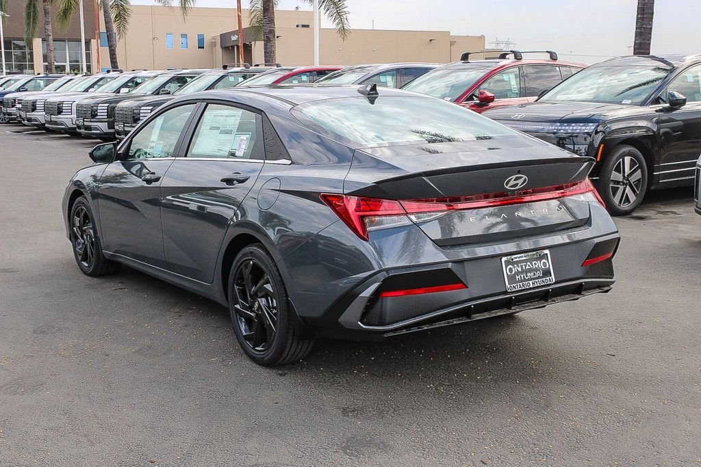 New 2026 Gray Hyundai SEL Sport image 6