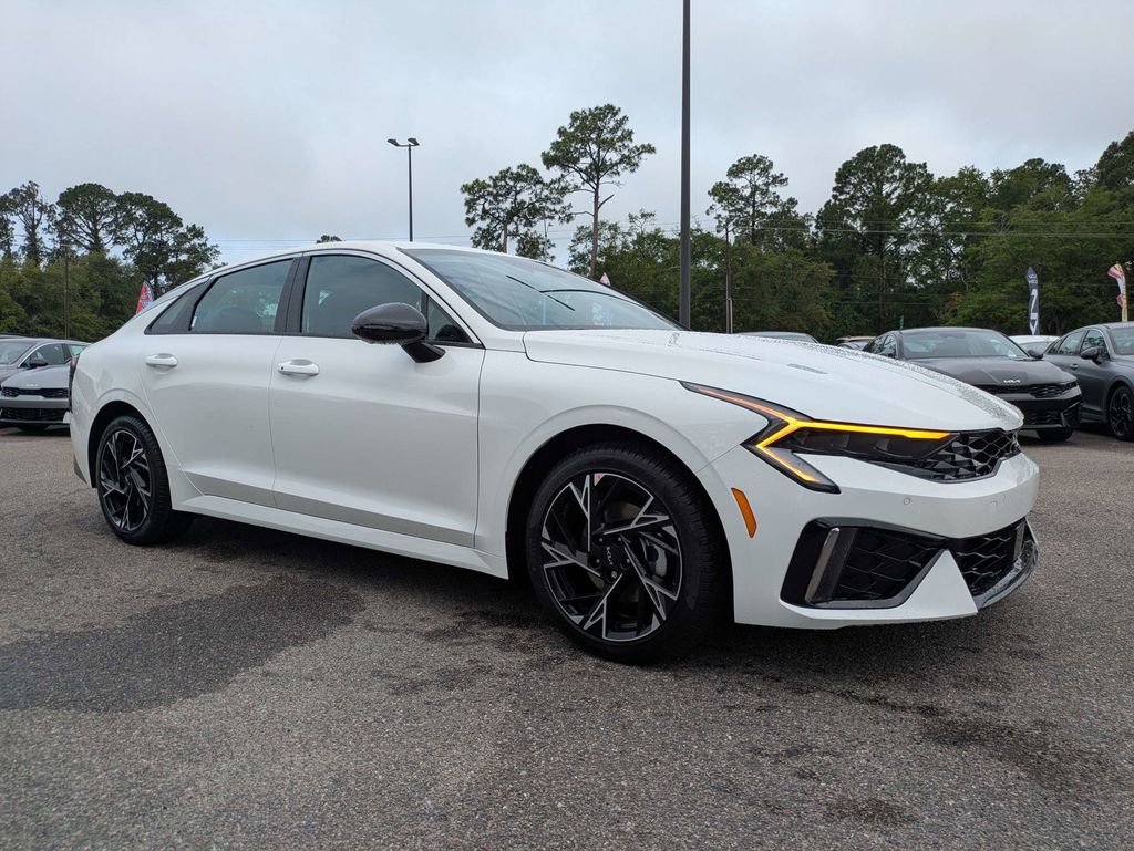 New 2026 Snow White Pearl Kia GT-Line FWD image 2