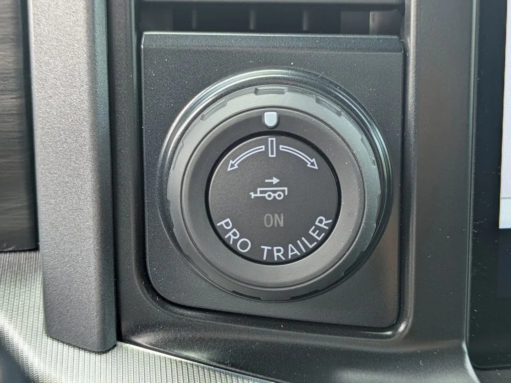 New 2026 Agate Black Metallic Ford Lariat image 29