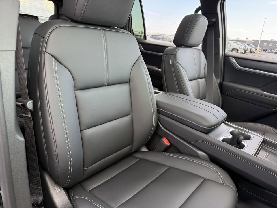 2026 GMC ACADIA - Image 38