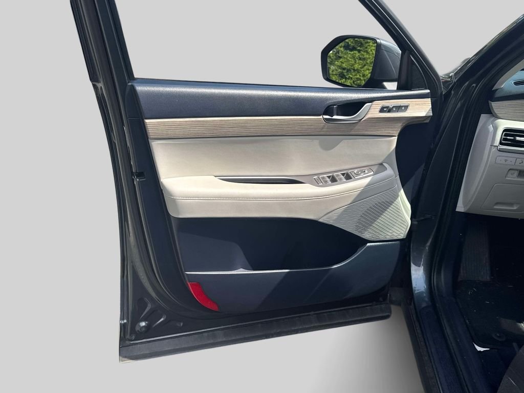 Used 2021 Gray Hyundai SEL image 14