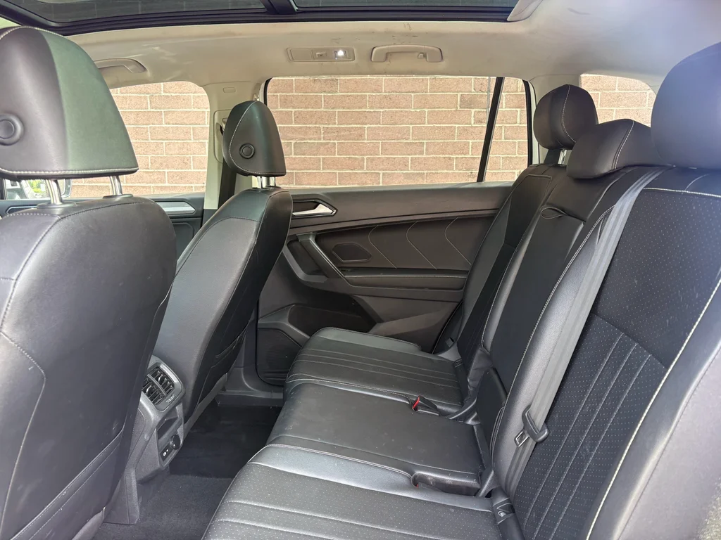 Used 2022 Pure White Volkswagen SE image 14