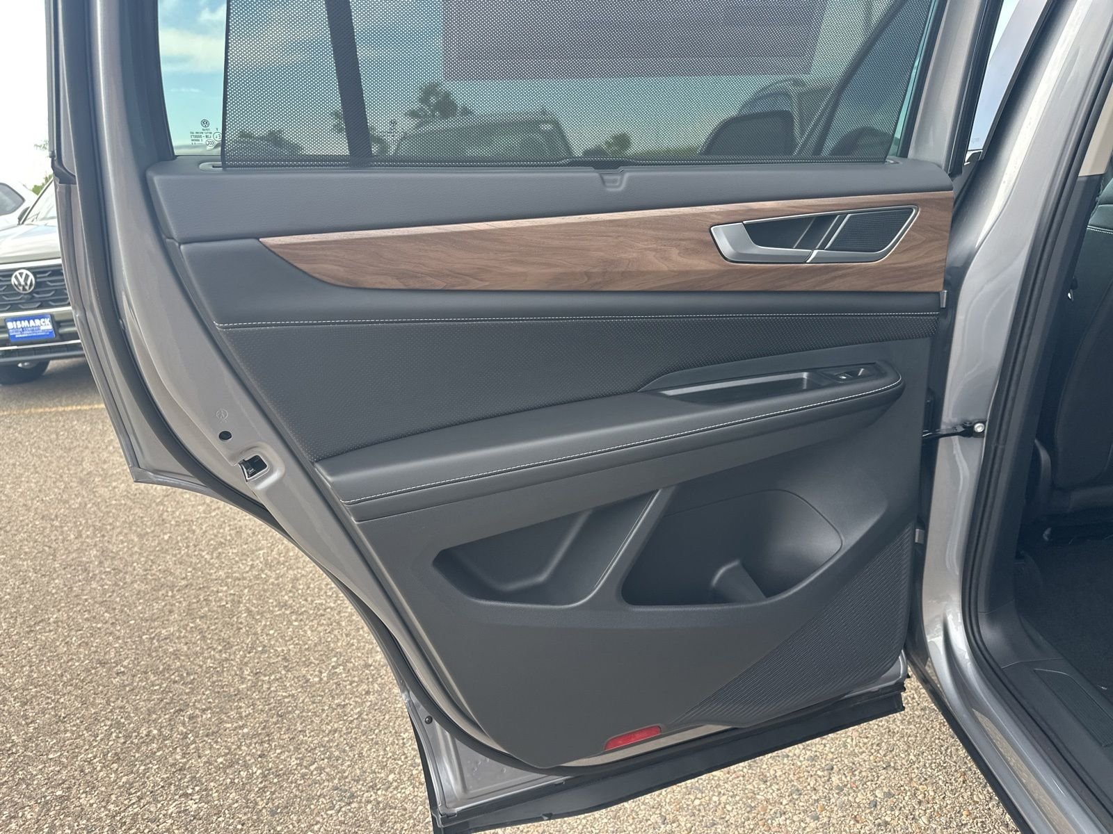 New 2026 Silver Volkswagen 2.0T SE w/Technology image 28