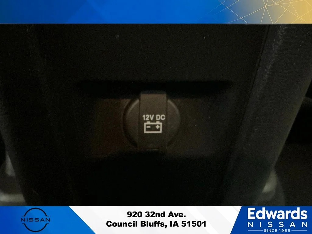 Used 2020 White Dodge SE image 15